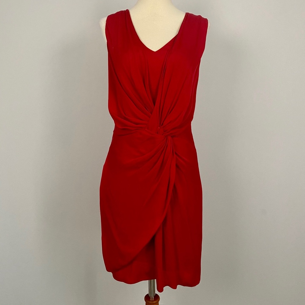 ❤️ ALICE + OLIVIA Red Twist Dress